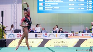 jr sfe03411 copia simone ferraro ph